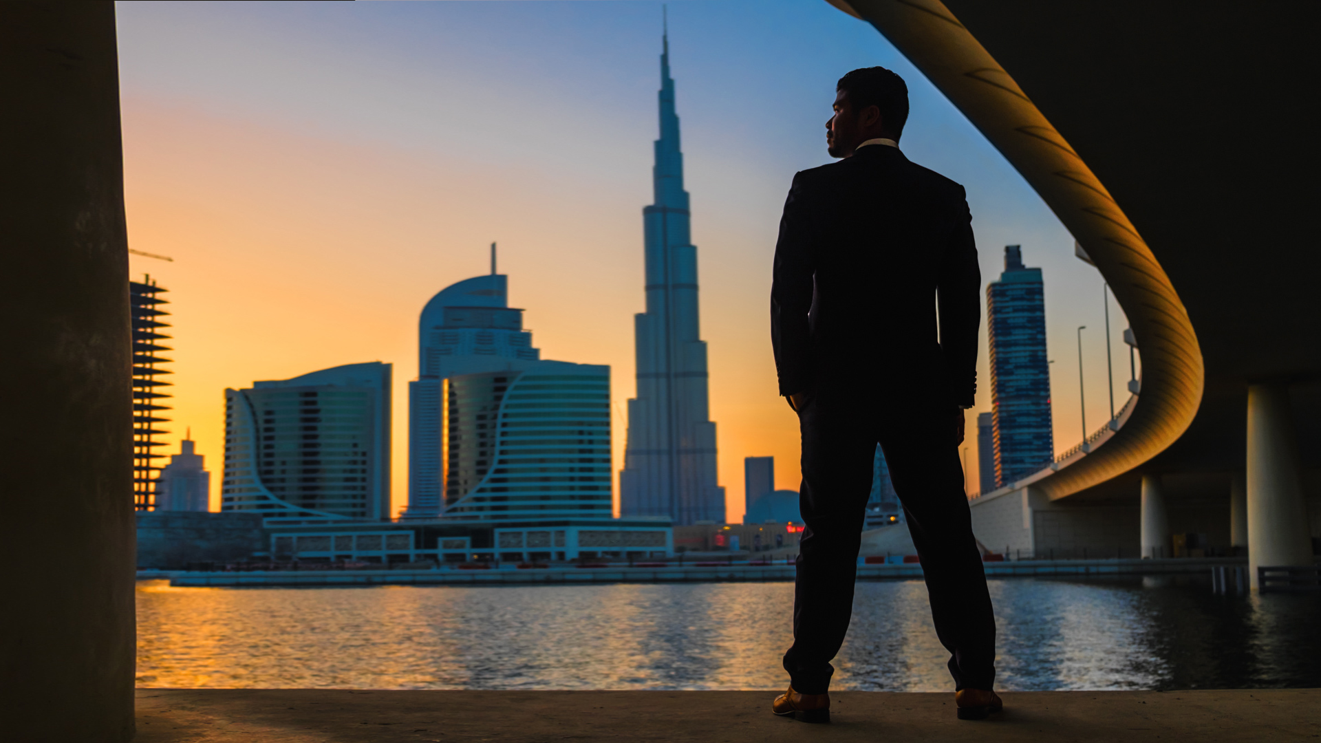 Ceasar silhouetted with Dubai skyline, natural light