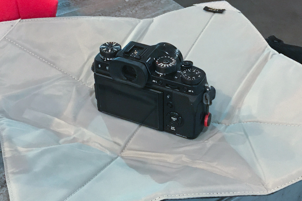 Fujifilm X-T2, Fujifilm XF-35mm F/2 in a Ruggard Gear Wrap 15x15
