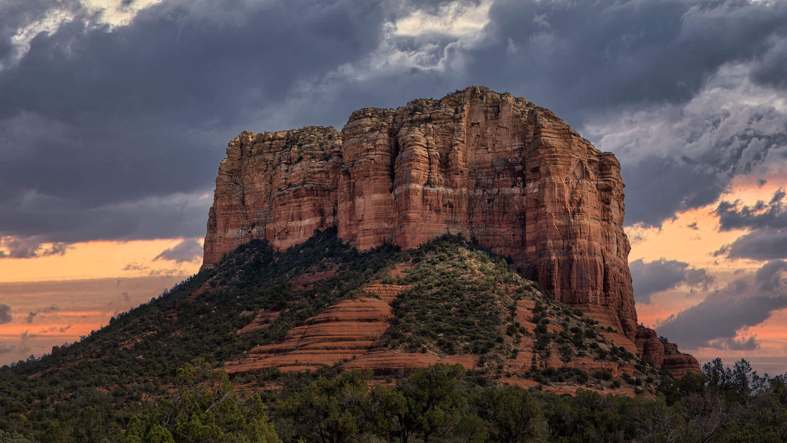 Courthouse Butte in Sedona with Sky Replacement